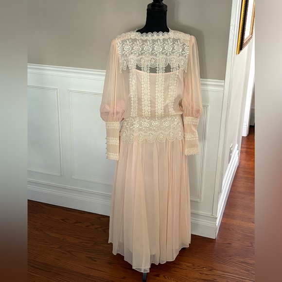 Vintage Jessica Mclintock pink lace dress with slip - Picture 3 of 15